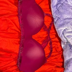 BURGUNDY WIRELESS BRA 36DDD VS BRA